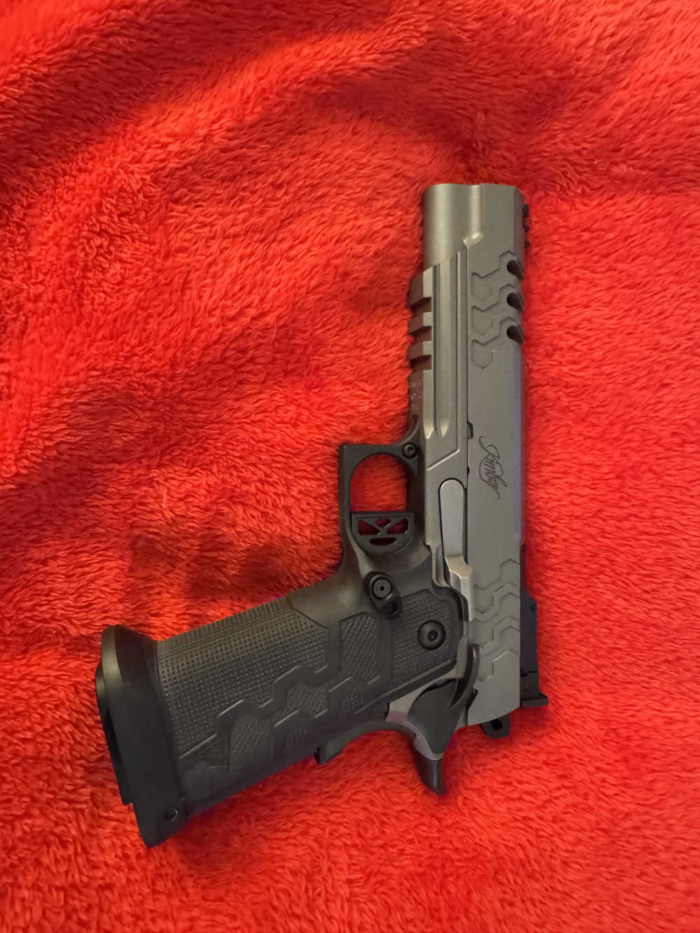 Kimber 2K11 Stainless Target w/magwell & extended slide stop NIB high cap - Image 5