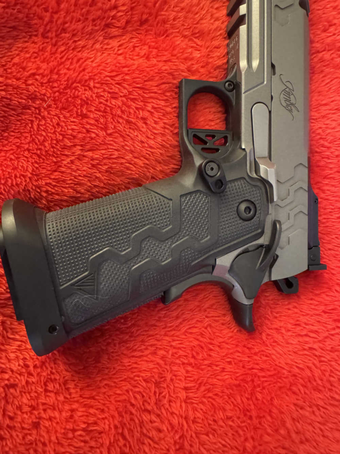Kimber 2K11 Stainless Target w/magwell & extended slide stop NIB high cap - Image 6