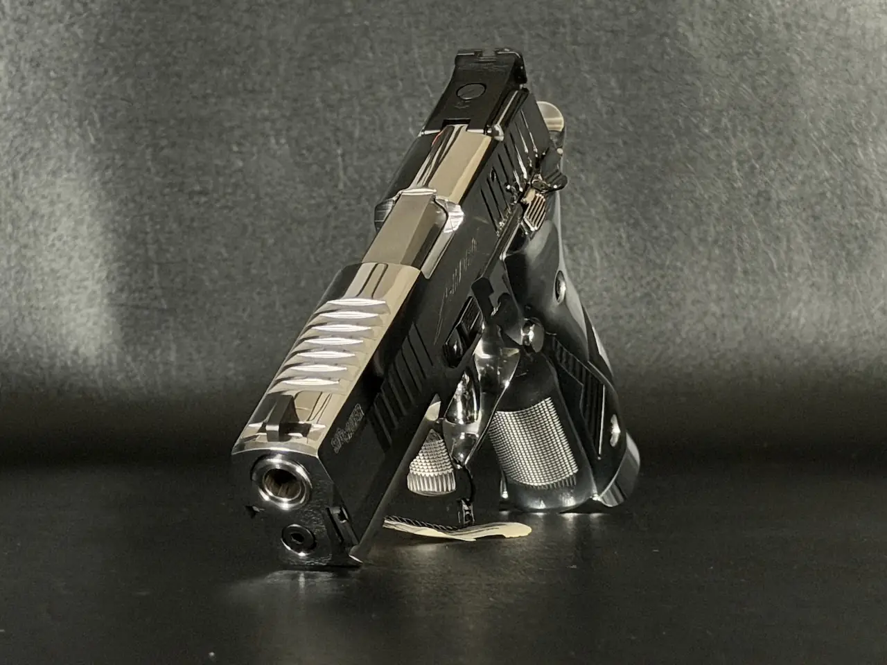 SIG-P226-X-Short-Chrome-and-Carbon-Mastershop-Germany